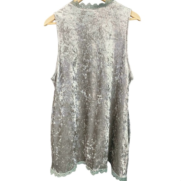 Listicle Lace Trimmed Crushed Velvet Vest Grey with Muted Turquoise Detailing - Picture 2 of 4
